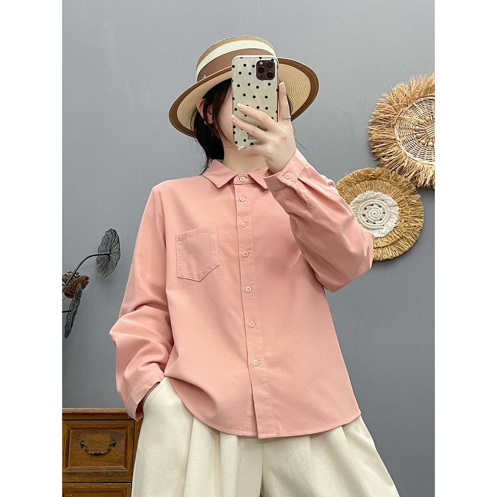春季薄款复古方领纯棉灯芯绒长袖衬衫女宽松休闲百搭时尚纯棉上衣