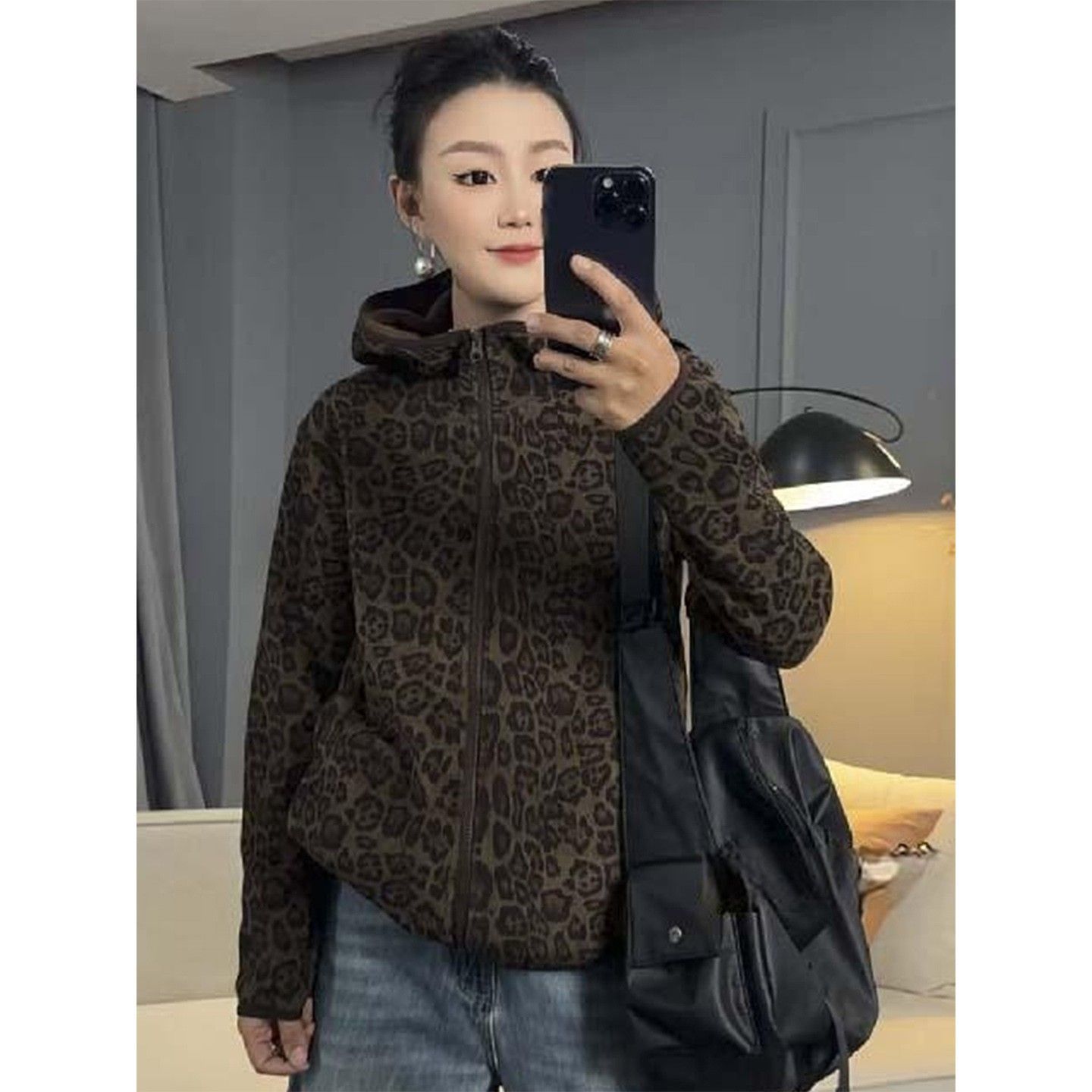 时尚百搭宽松加厚连帽豹纹外套女2025秋款休闲简约加绒卫衣开衫潮
