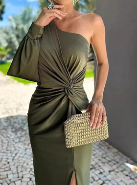 Slanted Shoulder Knot Front Slit Dress斜肩打结开叉修身连衣裙