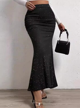 Hip-wrapping sequined A-line fishtail skirt包臀A字亮片鱼尾裙