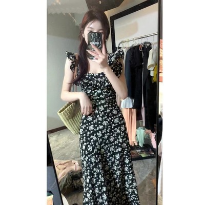 Waist-cinching ruffled floral vest dress荷叶边碎花背心连衣裙