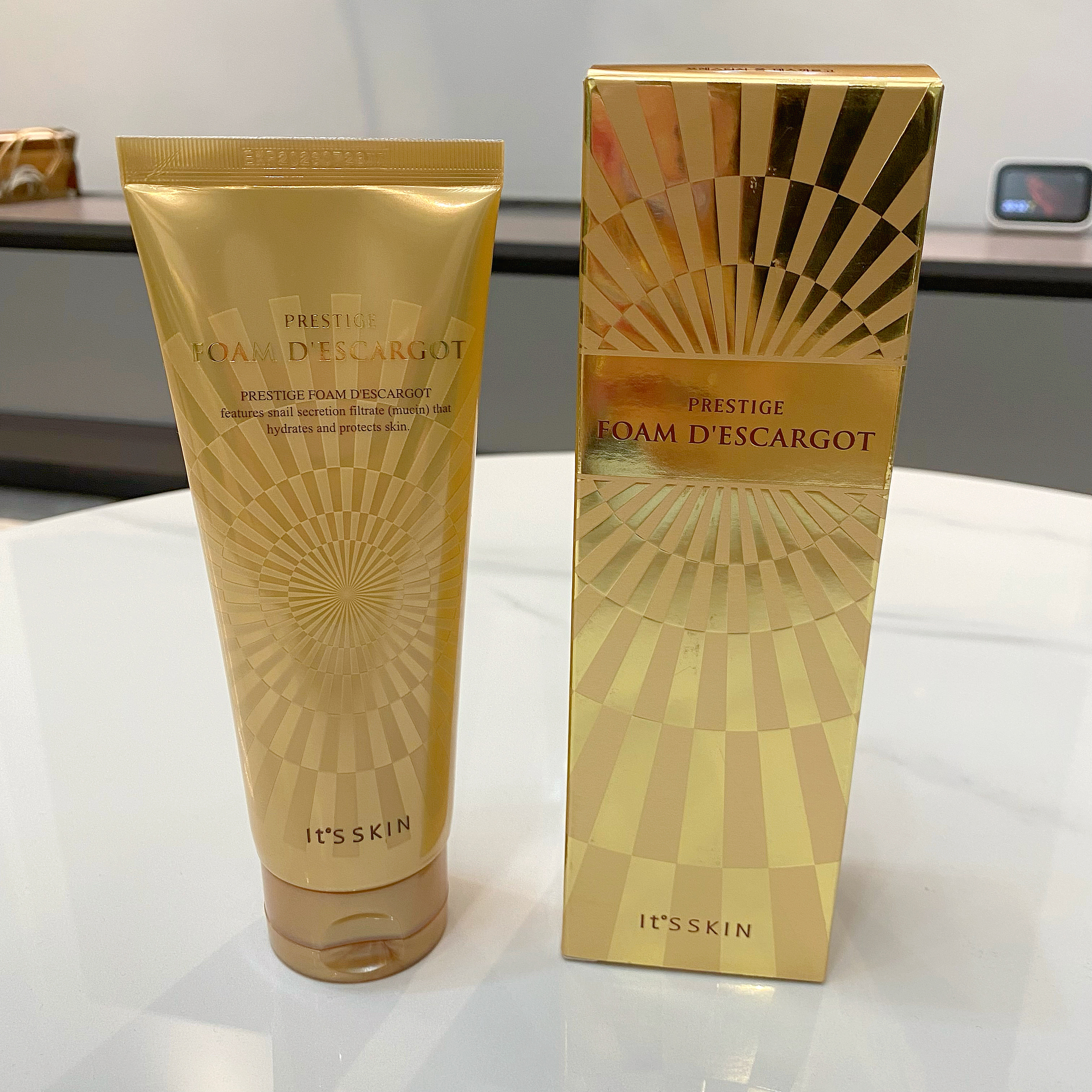 韩国its skin伊思洗面奶黄晶钻白蜗牛洁面乳控油祛痘泡沫150ml