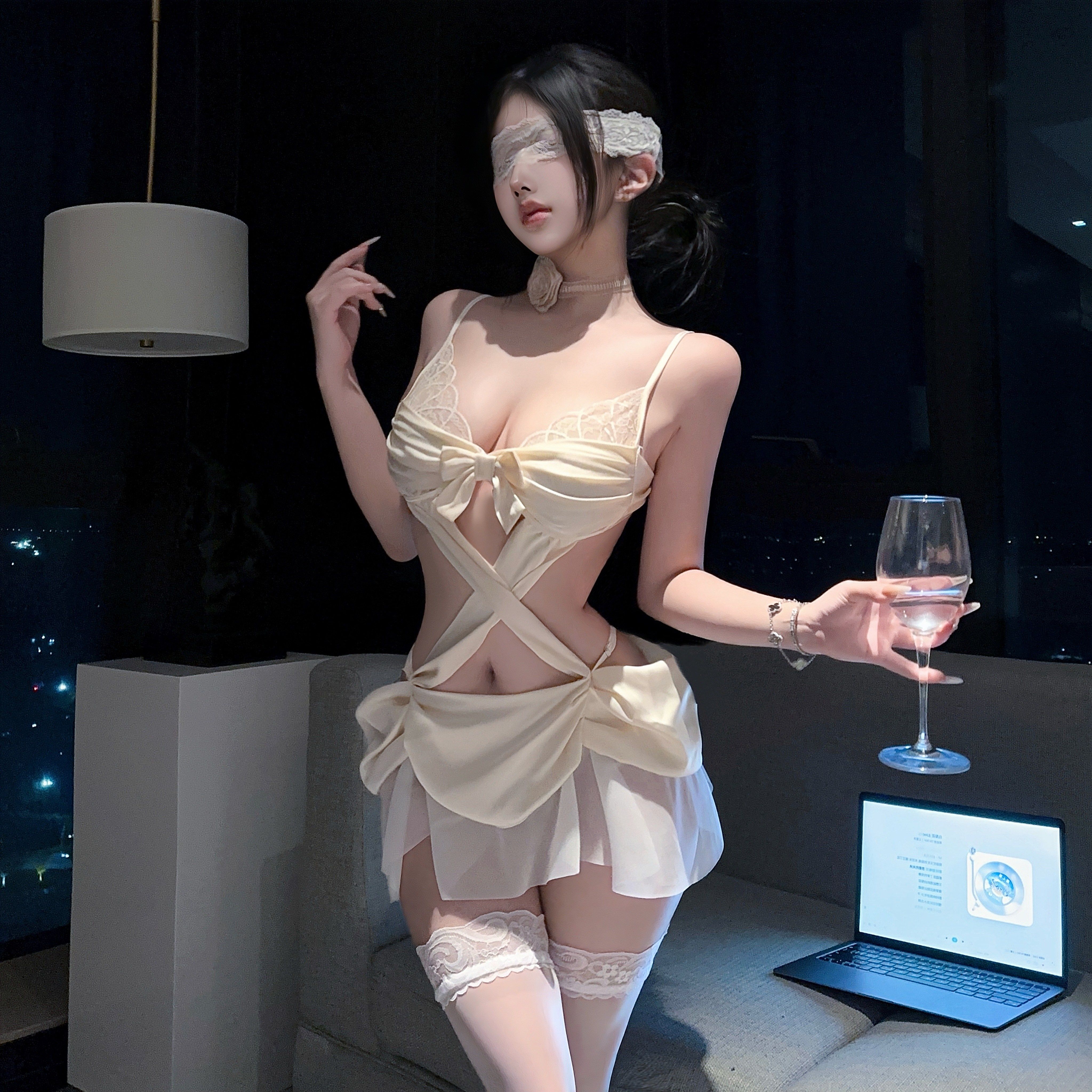 喵：云锻甜杏*纯欲蝴蝶结吊带睡裙交叉绑带露背短裙甜妹约会睡衣