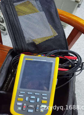 Fluke 120B 系列 ScopeMeter 工业用手持式示波表 125B回收租售