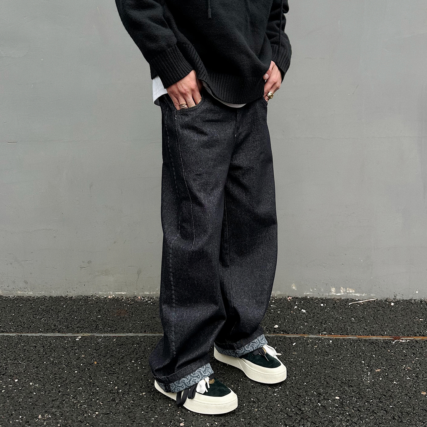 【UNAPS】秋冬季复古图腾翻边牛仔裤男女宽松直筒松紧腰休闲裤子