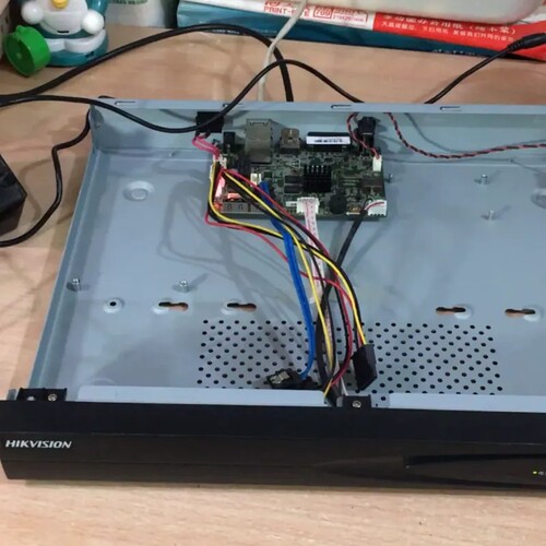 议价海康威视DS-7808NB-K2硬盘录像机双盘位