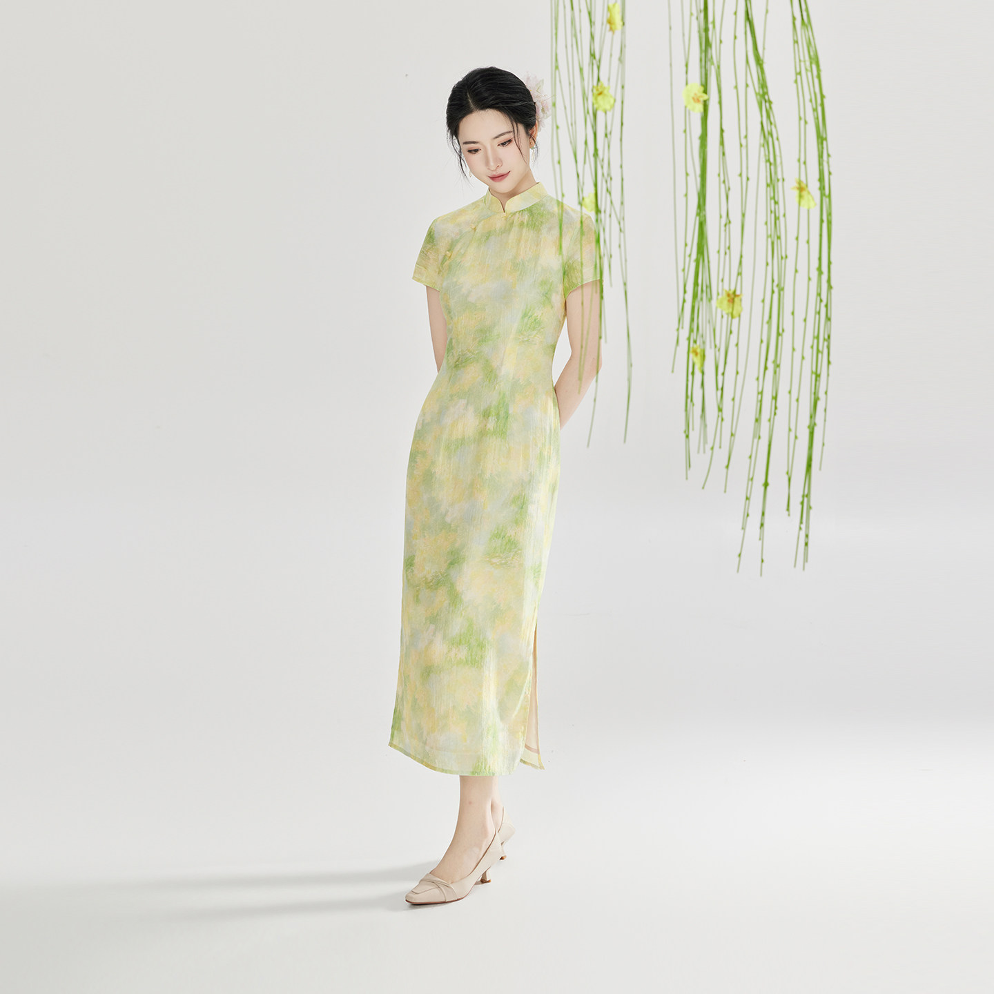 织造司[拂春风]新中式绿色旗袍女夏2026新款油画连衣裙子日常可穿图片