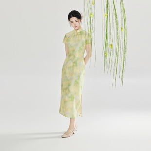 织造司[拂春风]新中式绿色旗袍女夏2026新款油画连衣裙子日常可穿