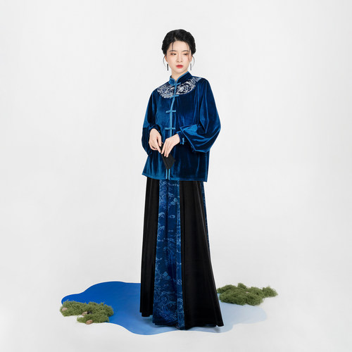 织造司[飞龙乘云]立领吊带八破裙