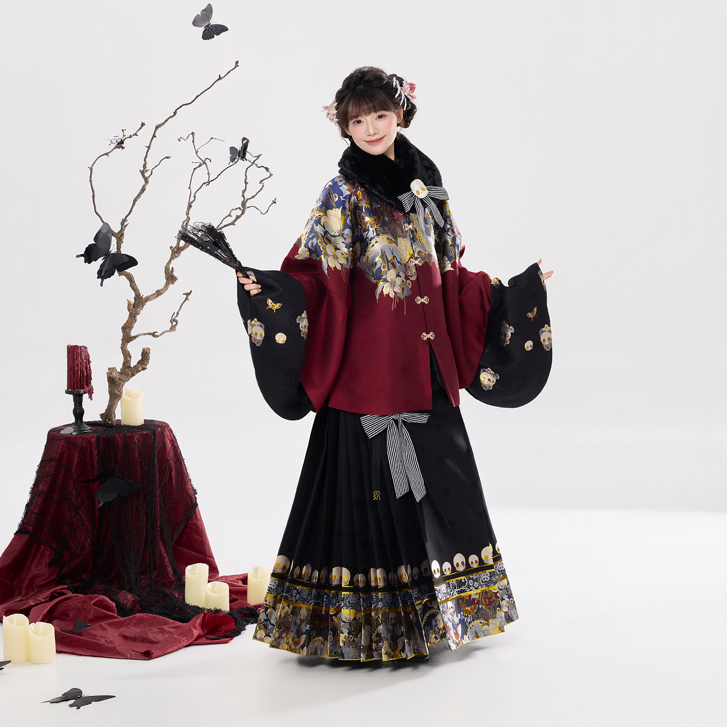 织造司[蛇骨百合]明制汉服方领半袖琵琶袖短袄马面裙套装2026新款图片