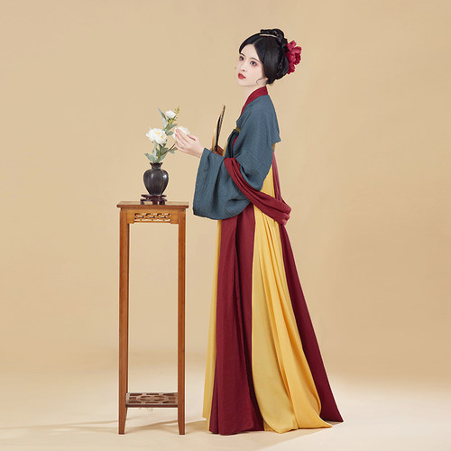 织造司原创汉服挽春衫