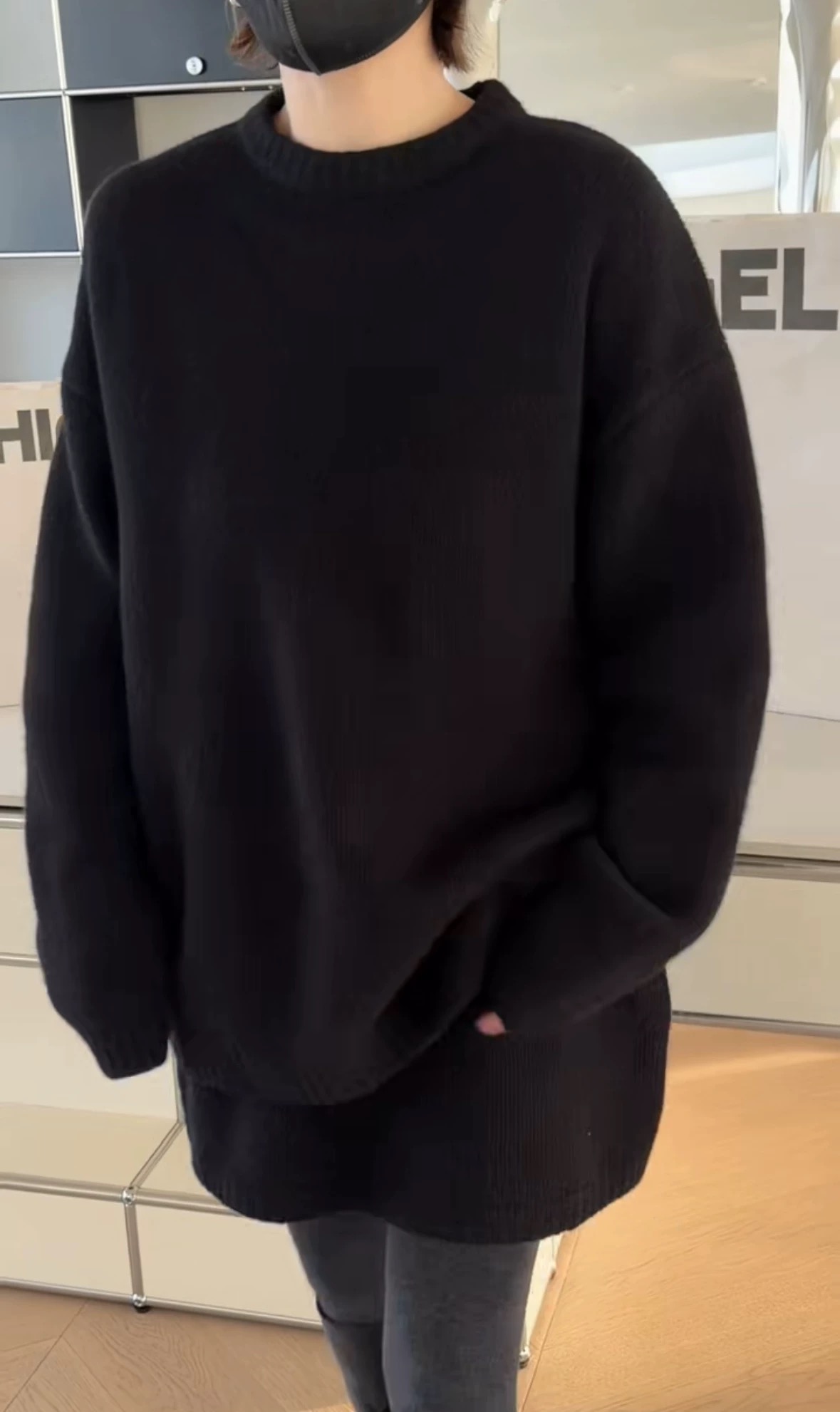 诗歌兰女装2025冬款 3618知性极简法式显瘦圆领套头衫休闲毛衣女