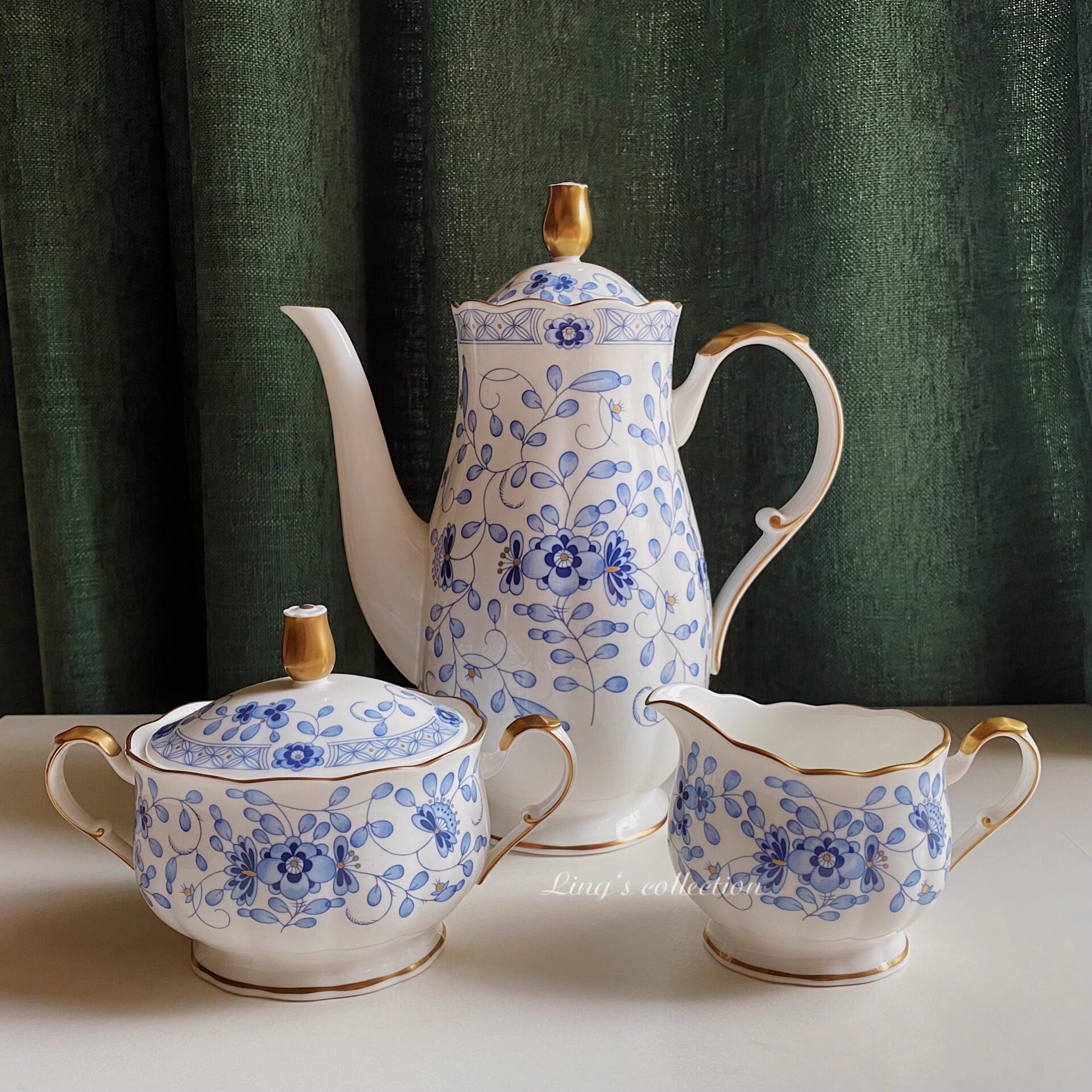 日本NARUMI/鸣海 Milano 骨瓷金边青花梅花茶壶奶壶  9682-4204