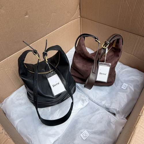 大热宝藏款！！正价500+！国内公司单~松弛感软皮绒面复古hobo包