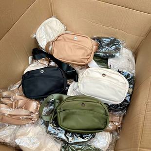 尼龙防水料男女通用款 经典 胸包腰包运动包 出口外单 轻奢同款