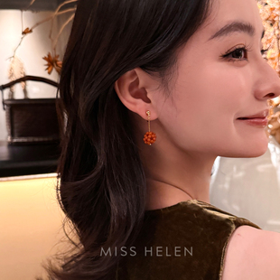 MISS 耳钉女耳夹气质轻奢百搭精致高级感送闺蜜礼物 HELEN红绣球