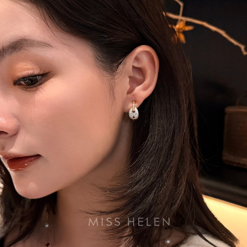 MISS HELEN双色猪鼻子 耳圈耳钉硅胶耳夹耳环小众通勤百搭礼物