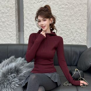 卡卡女装官方旗舰正品美式街头加绒连帽卫衣T恤修身打底衫上衣女