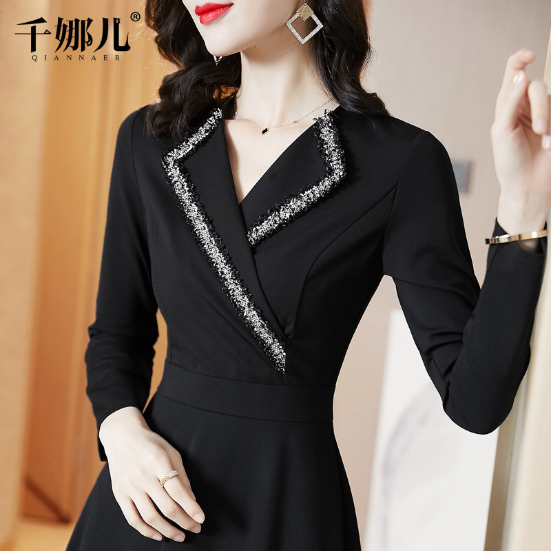 千娜儿黑色高端连衣裙女冬装2021新款西装V领长袖气质显瘦小黑裙