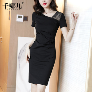 连衣裙女夏季2026年新款短袖通勤黑色蕾丝拼接裙子修身显瘦小黑裙