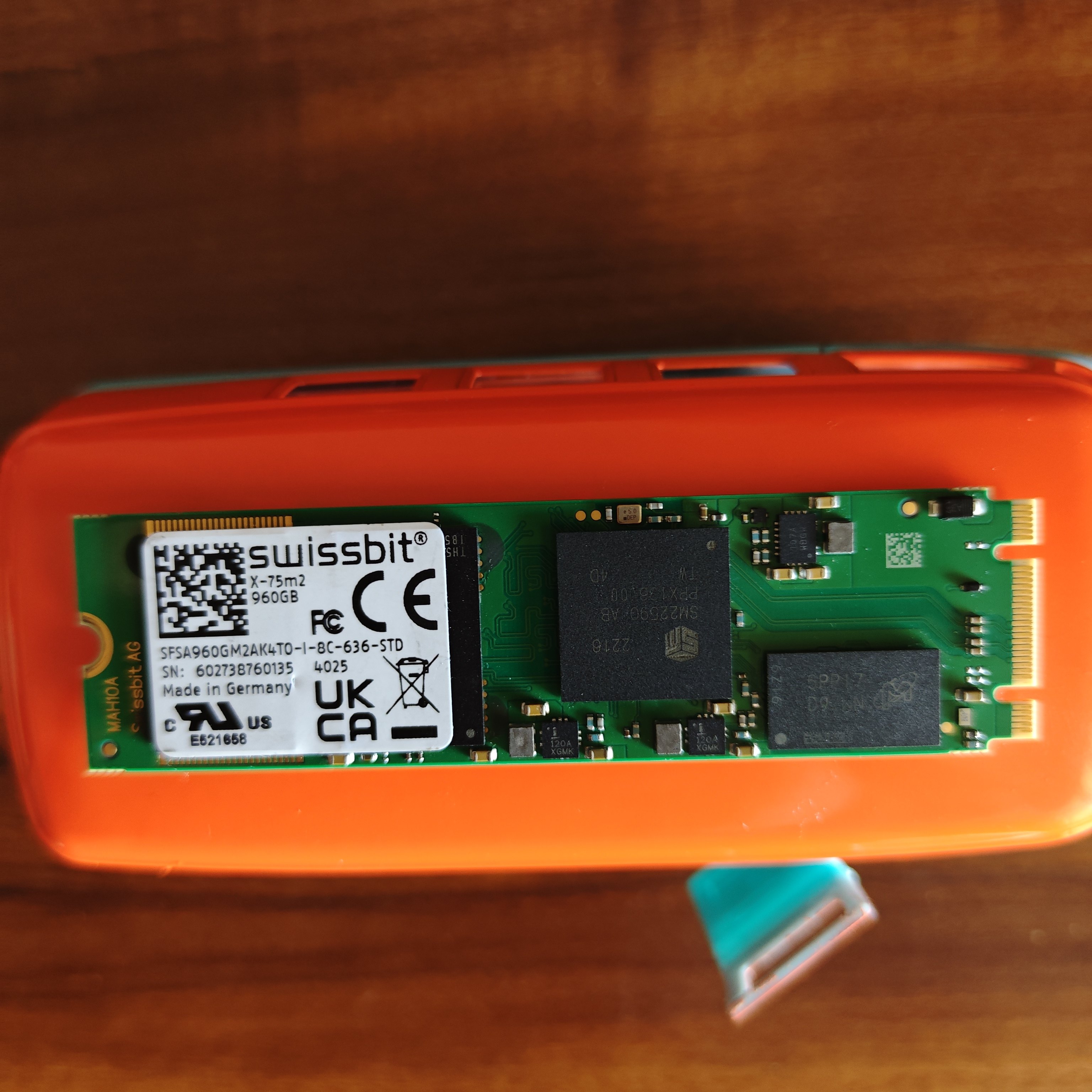 Swissbut X-75M2 960GB M.2 2280 SATA SSD工业级固态硬盘