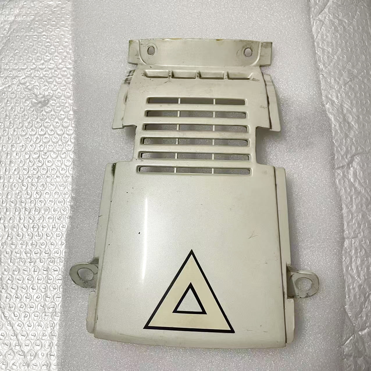 原装拆车大沙125后中心板 CH125后连接板老沙外壳后尾盖中心盖