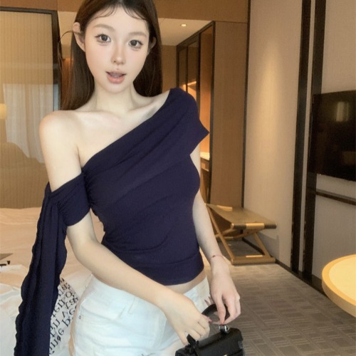 又甜又辣一字肩绝美短袖T恤女夏设计感小众纯欲性感辣妹飘带上衣
