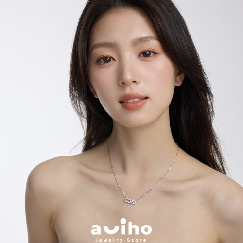 aviho 简约满钻回形针设计项链轻奢高级小众精致灵动锁骨链