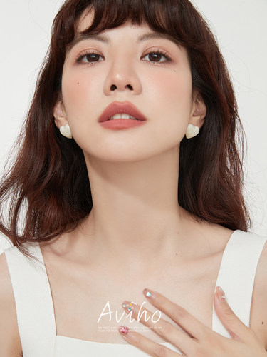 Aviho滴釉甜美女爱心耳钉