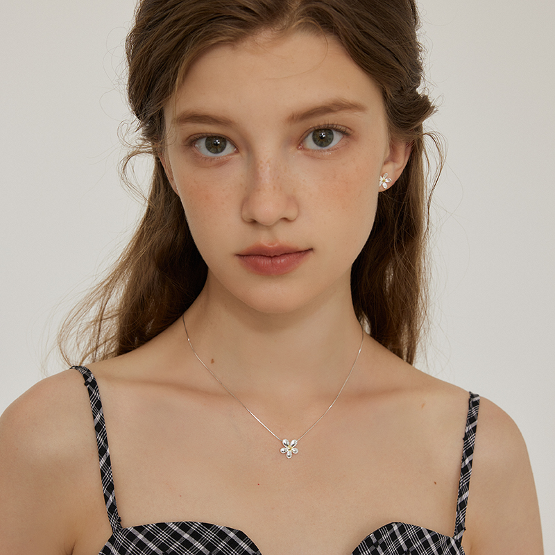 aviho甜美银色花朵吊坠项链