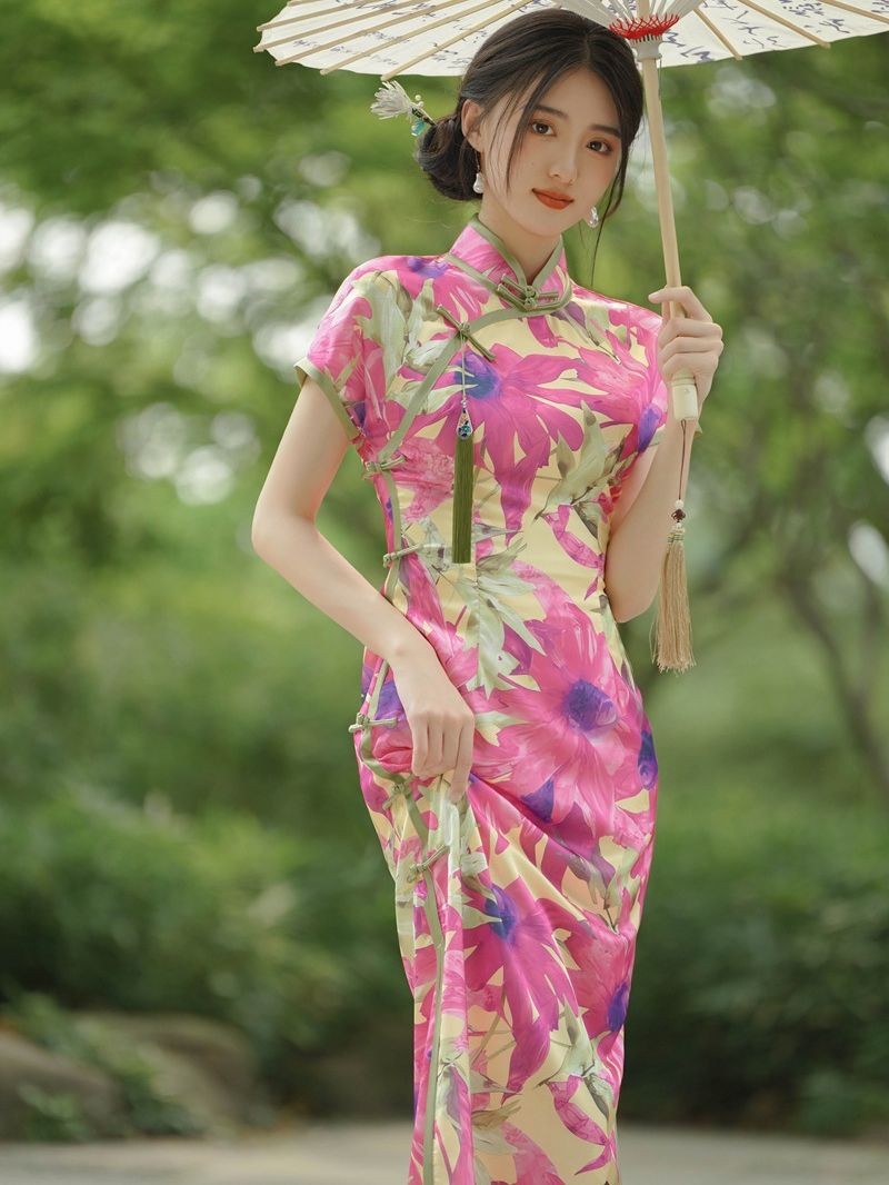 粉红色演出服旗袍复古民国夏天新款2024女士连衣裙子玫红色礼服