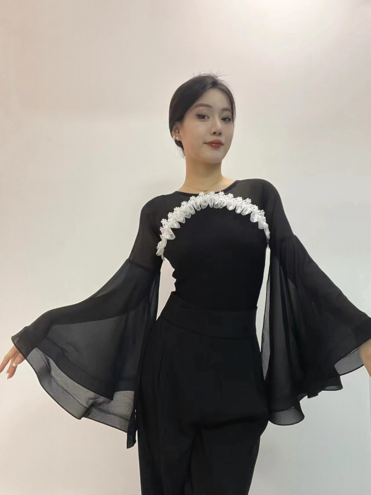 YHA艺华舞服摩登舞女士上衣新款连体长袖国标舞华尔兹练功服表演