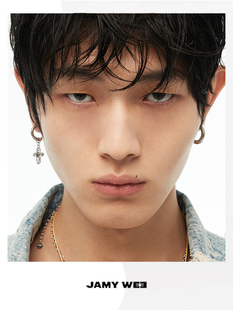 JAMY WEE原创简约情侣款锆石十字架防过敏不对称粗圈钛钢耳环