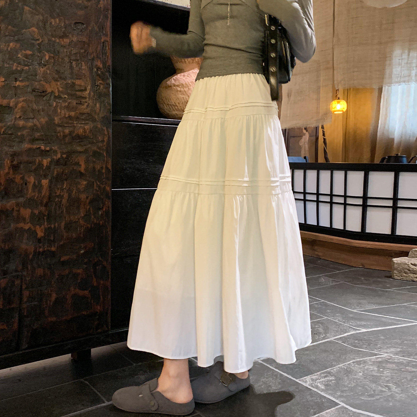 白色高腰半身裙女2026春季新款a字蓬蓬蛋糕裙百搭中长款裙子显瘦