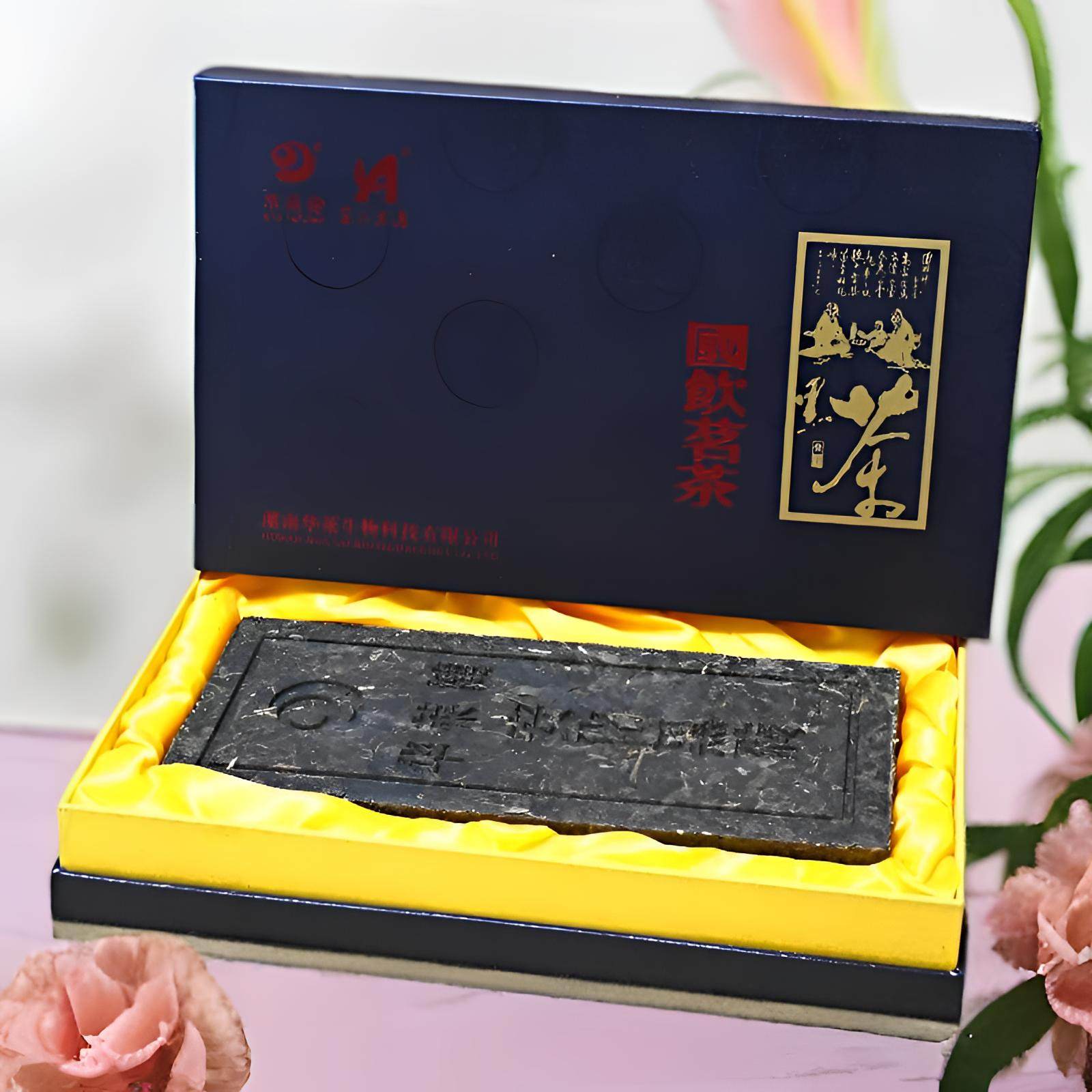 珍藏2012年国饮茗茶安化黑茶华莱健黑砖茶陈年浓香老黑茶正宗珍品
