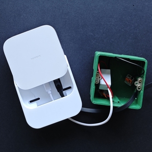 适用小米多模网关2支架壁挂式支架上墙挂架POE分离器86盒接零火线