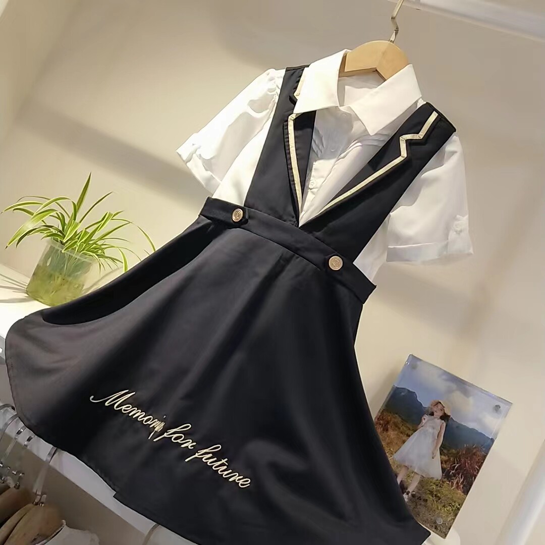 小朋友女童连衣裙新款夏季新款童装小女孩学院风超美短袖衬衣背带