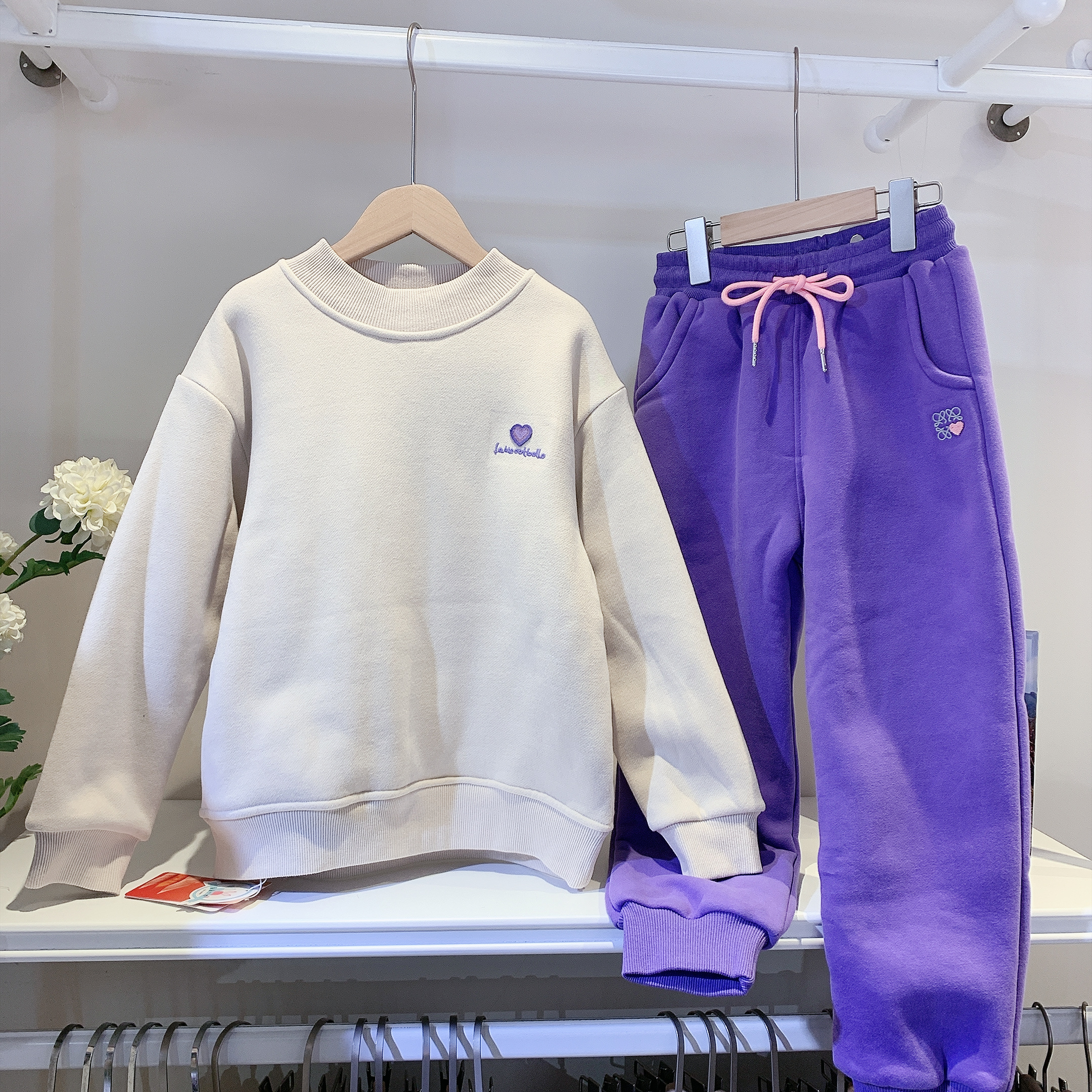 萱萱小兔冬季新款女童洋气加厚三层保暖卫衣上衣圆领蚕丝卫衣棉衣