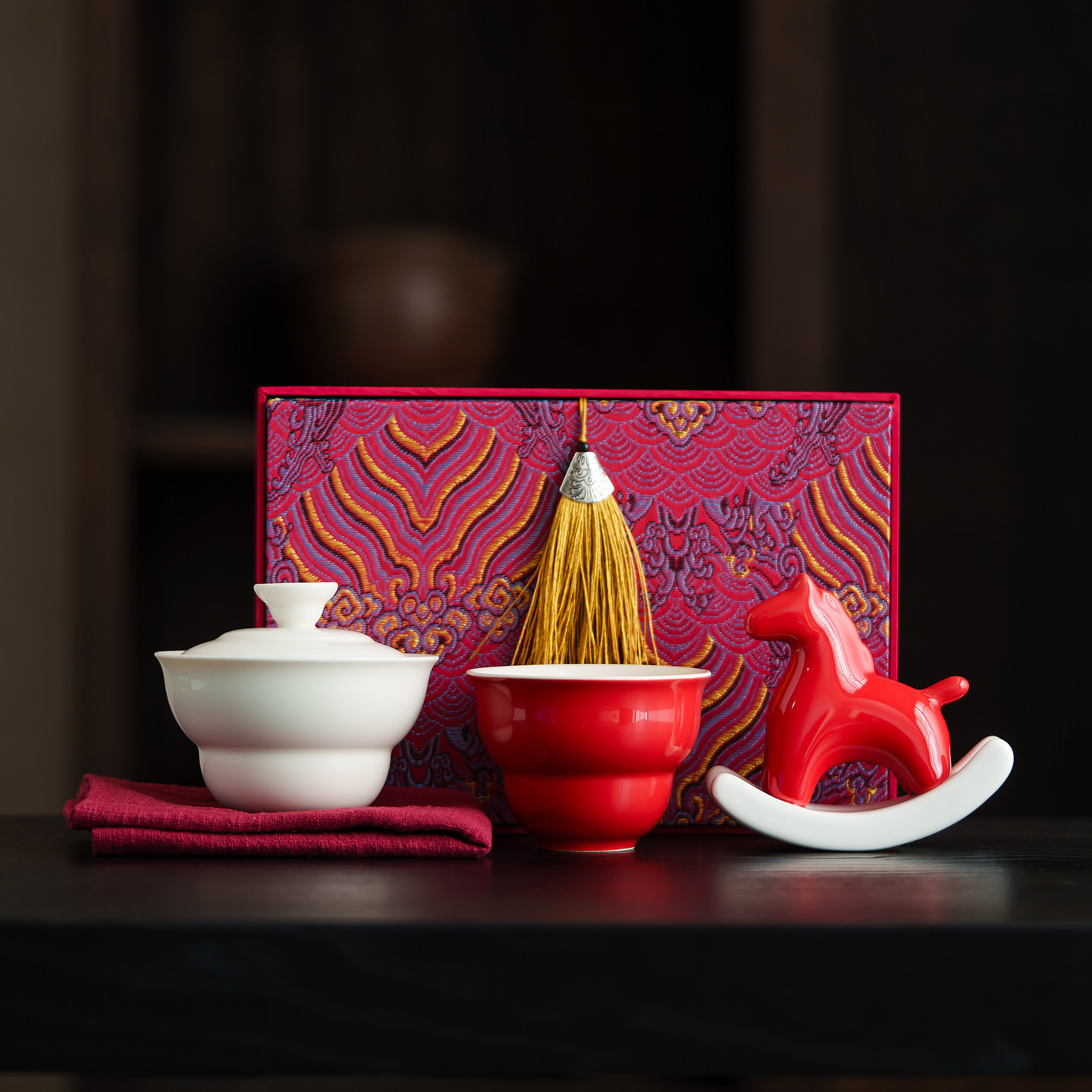 马年限定茶具红色礼盒套装仿宋定窑盖碗功夫茶具高档茶杯茶碗送礼,餐饮具,旅行茶具,淘宝优惠券,粉丝福利购,淘宝优惠卷