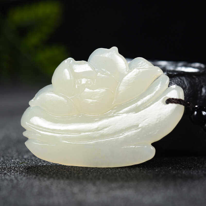 和田玉吊坠款雪莲花 若羌黄口天然玉石山料挂件平安挂坠