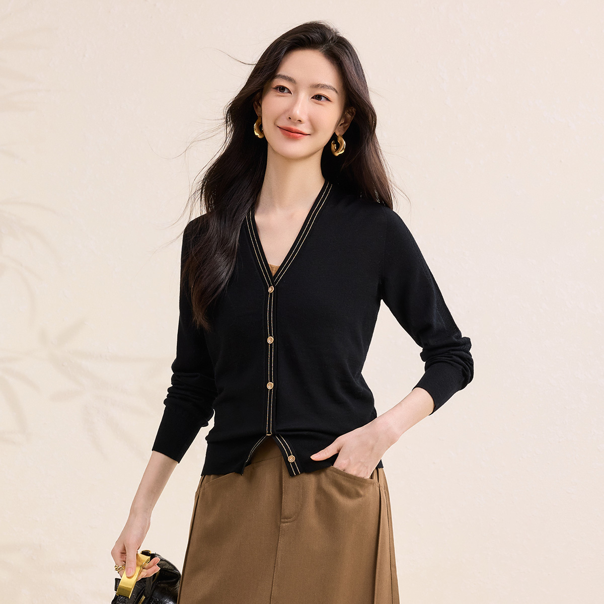 精纺100%羊毛秋季V领外套减龄洋气内搭保暖女士羊毛开衫108