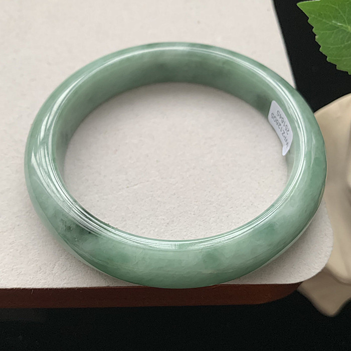 缅甸翡翠手镯A货65.6MM特大号满色满绿飘花细润玉手镯女款珠宝