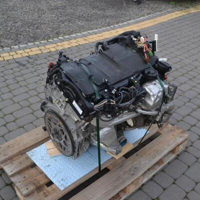 适用宝马 X2 X3 X4 X5 X6 X7 N57D30B 3.0T 双涡轮柴油发动机总成