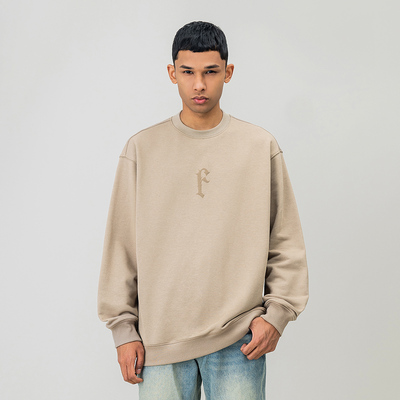 发泡字母印花圆领卫衣男