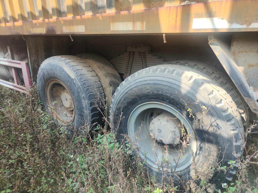 5月15日泉州市闽C59762重型厢式货车一辆网络拍卖公告