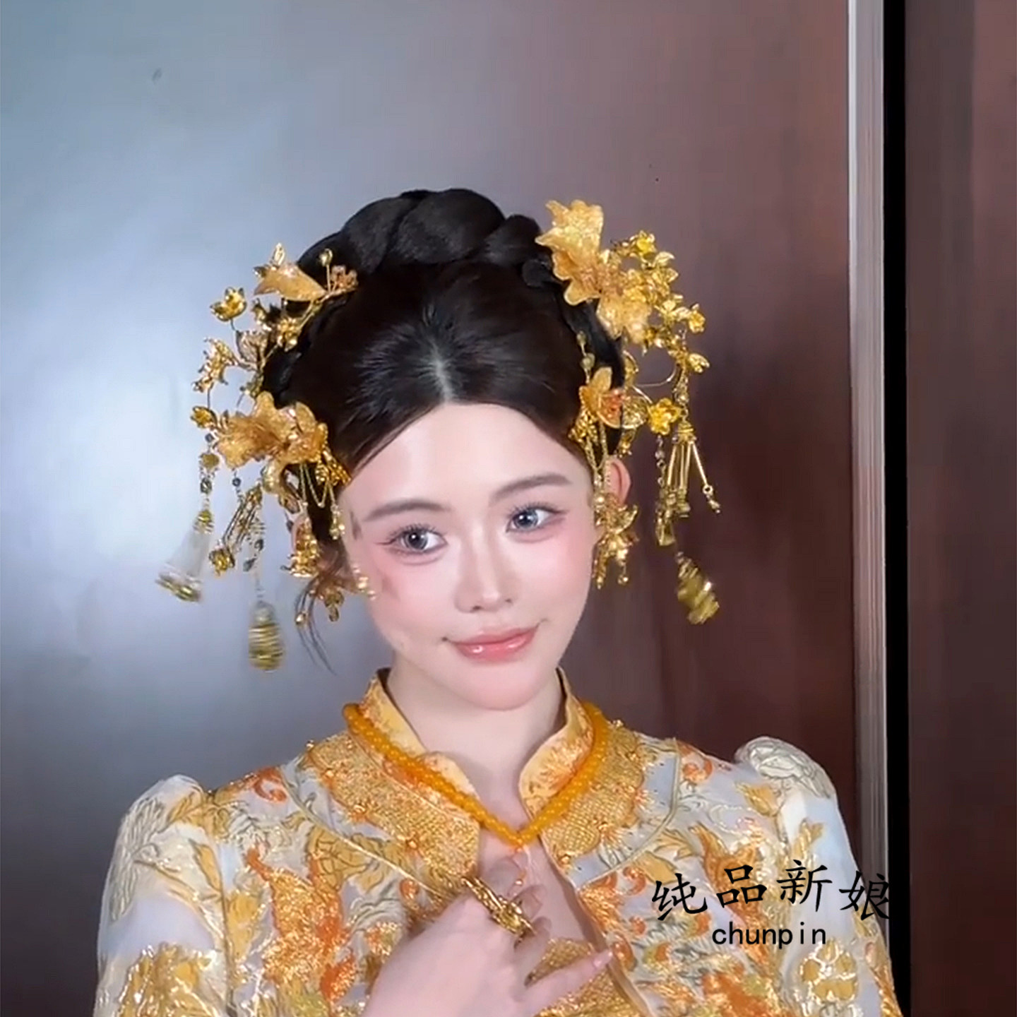 仿金色中式新娘头饰龙凤褂秀禾服奢华发饰古典婚礼造型大气配饰品