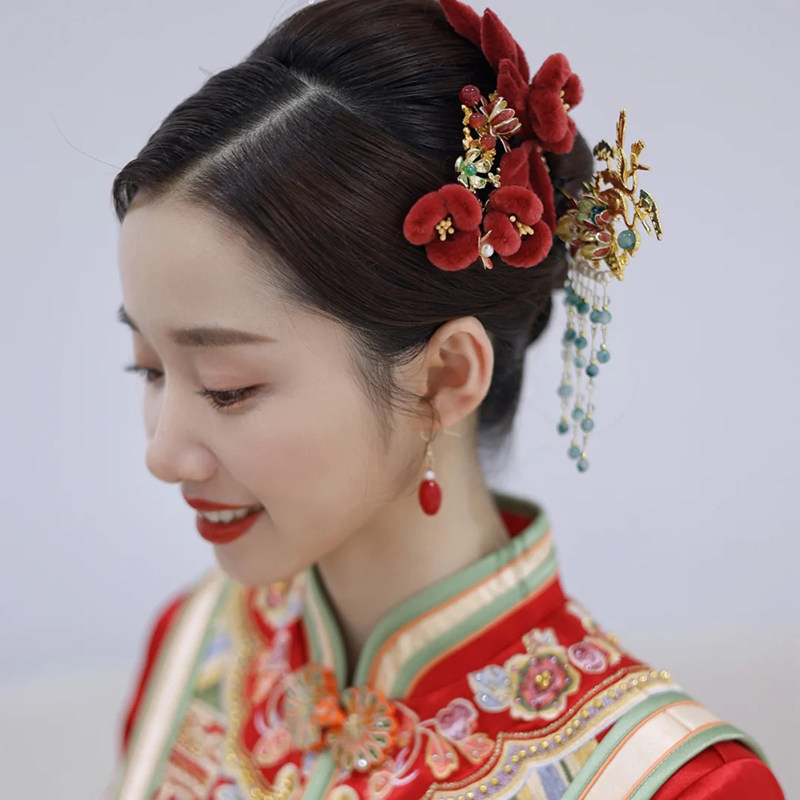 新娘秀禾服头饰中式绒花发簪套装串珠步摇龙凤褂发饰婚礼跟妆饰品
