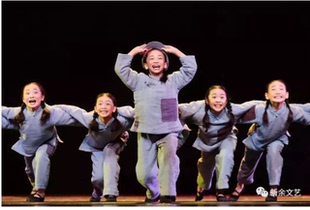 第十届小荷风采舞蹈有你相伴儿童舞蹈表演服装复古旧补丁衣演出服