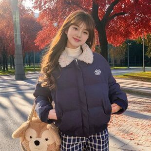 新款美式复古羊羔毛翻领棉服女2025新款冬季感保暖学生短款棉衣潮