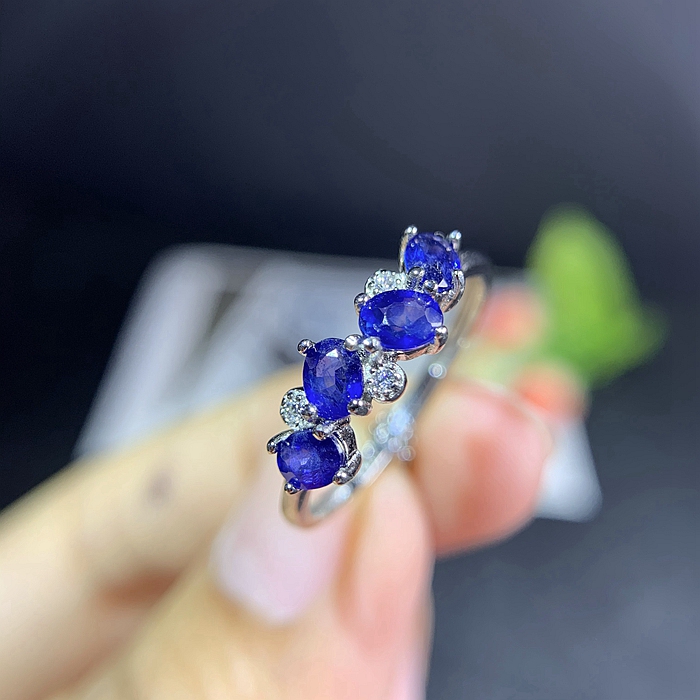 银饰戒指椭圆形时尚简约